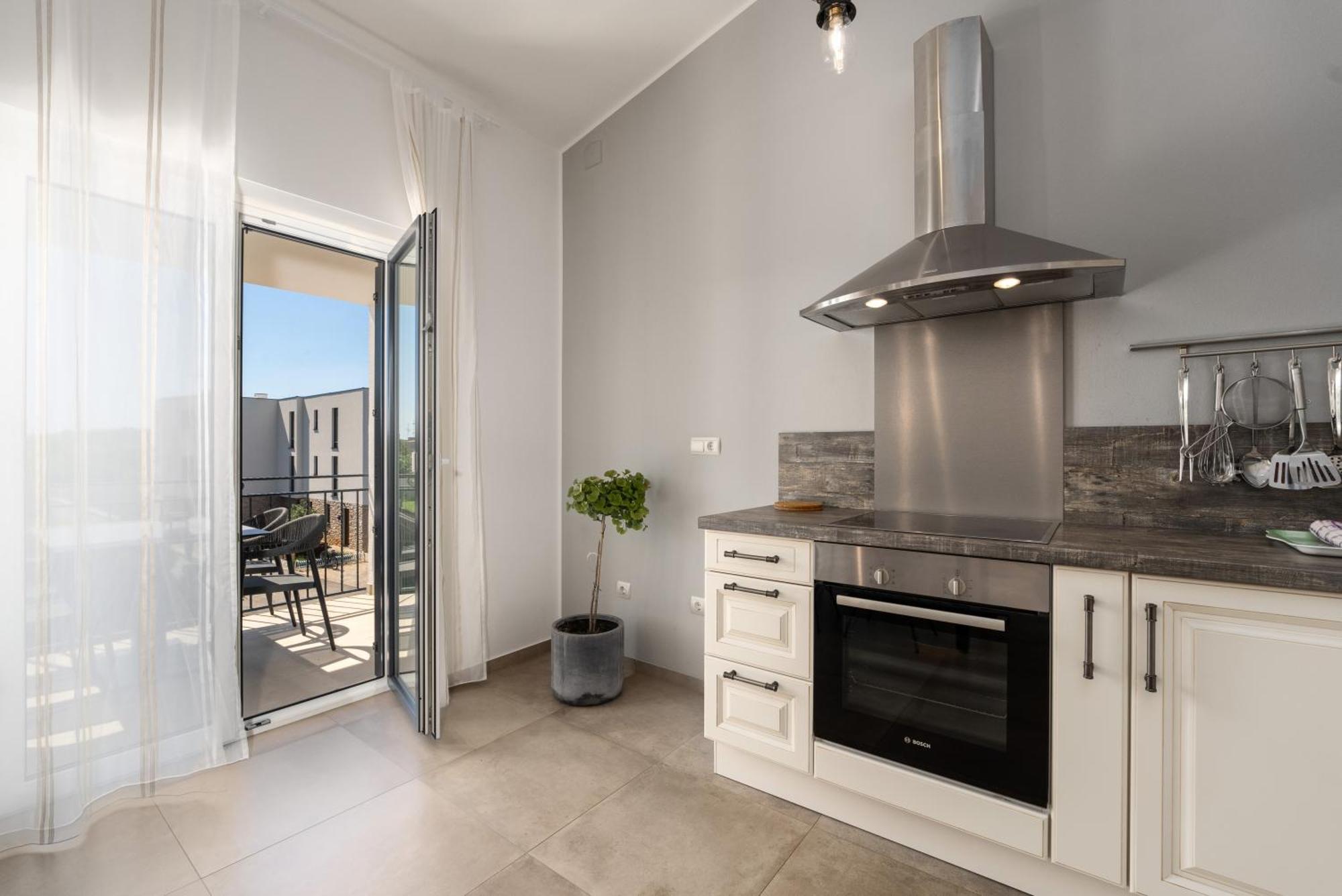 Luxury Apartments Villa San Avia Banjole Exterior photo